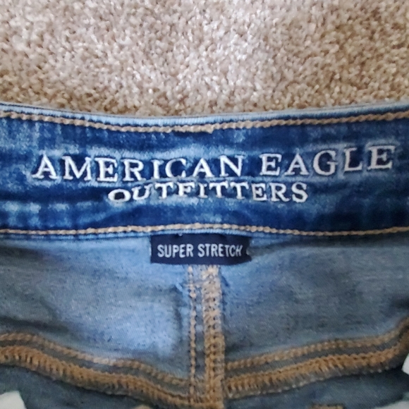 American Eagle Destroyed Jean Shortie shorts - Picture 5 of 6